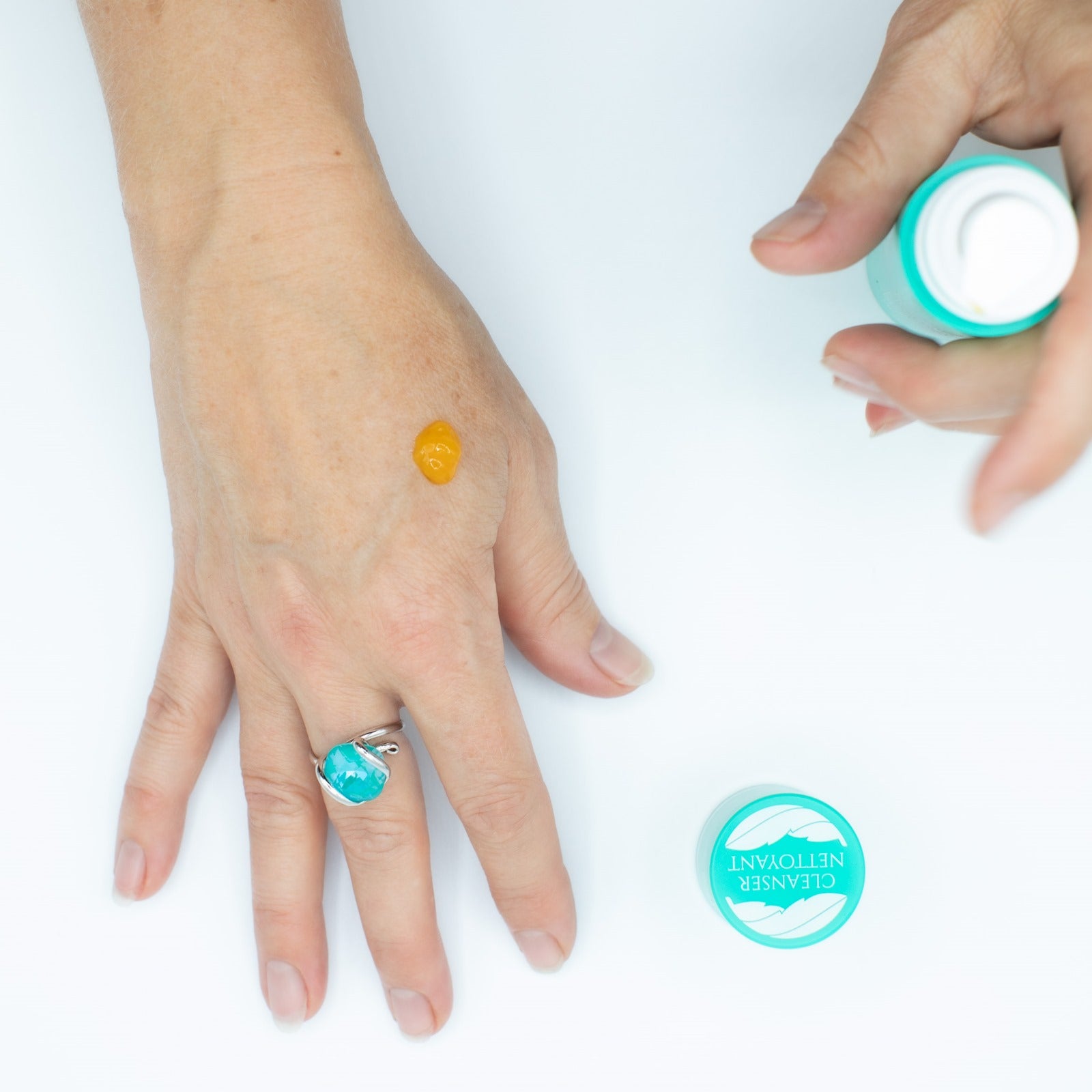 Superfruit Gel-to-Milk Cleanser | 4-in-1 Ritual for Cleansing & Glow